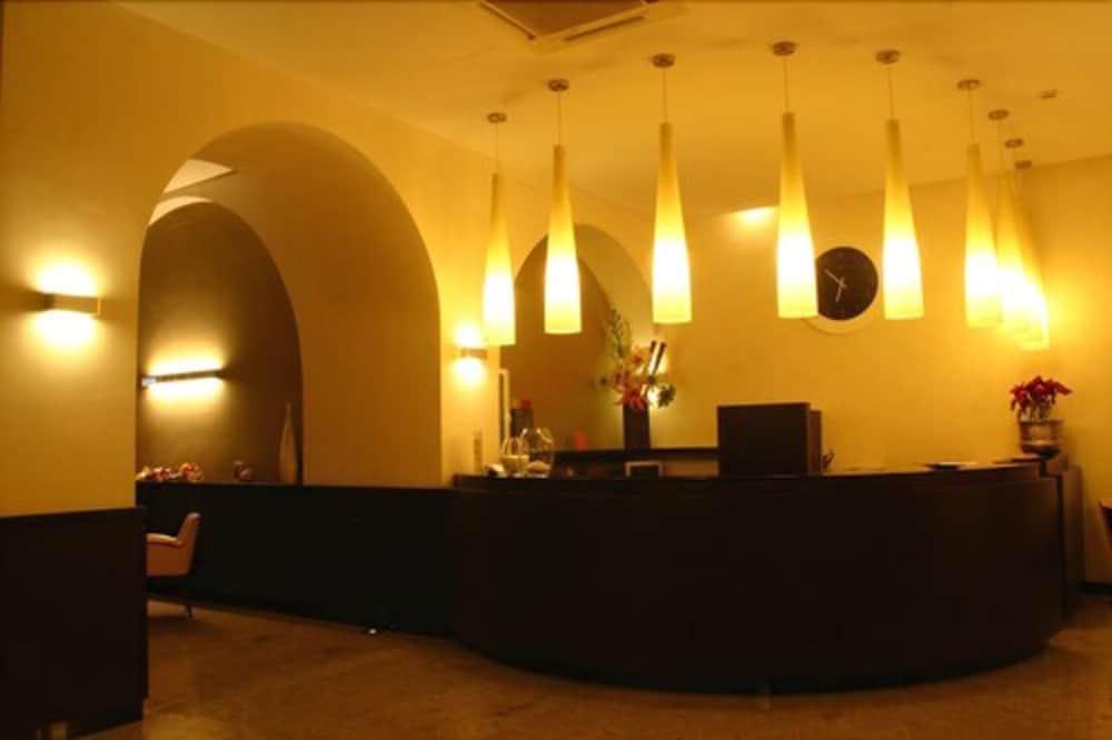 Hotel Europa Φότζια Εξωτερικό φωτογραφία