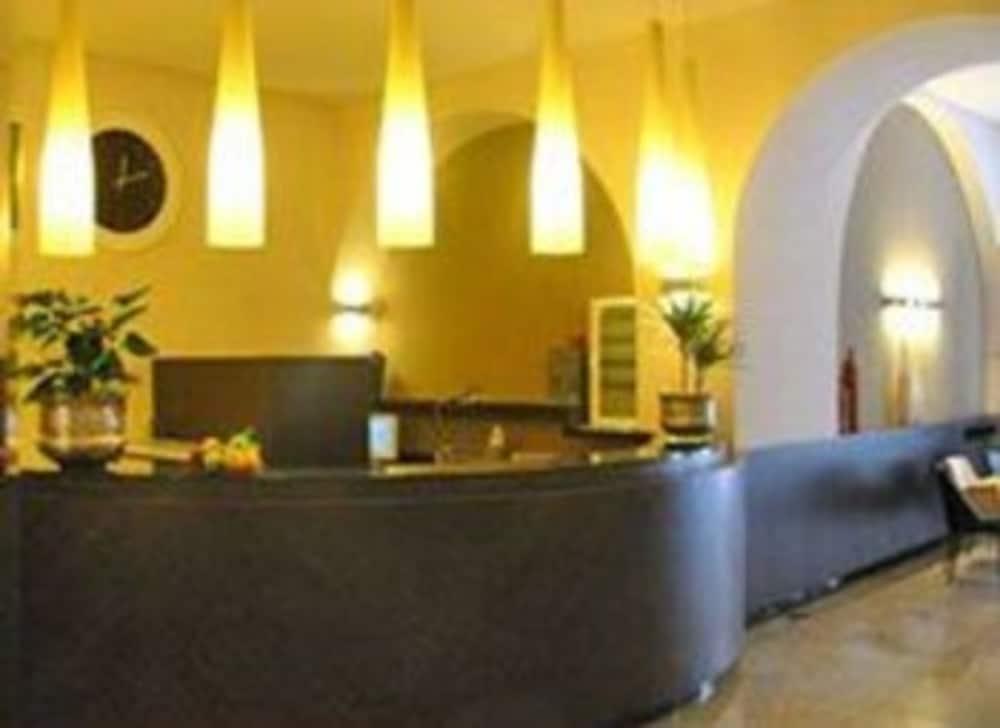Hotel Europa Φότζια Εξωτερικό φωτογραφία