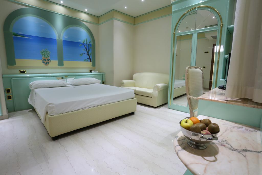 Hotel Europa Φότζια Εξωτερικό φωτογραφία