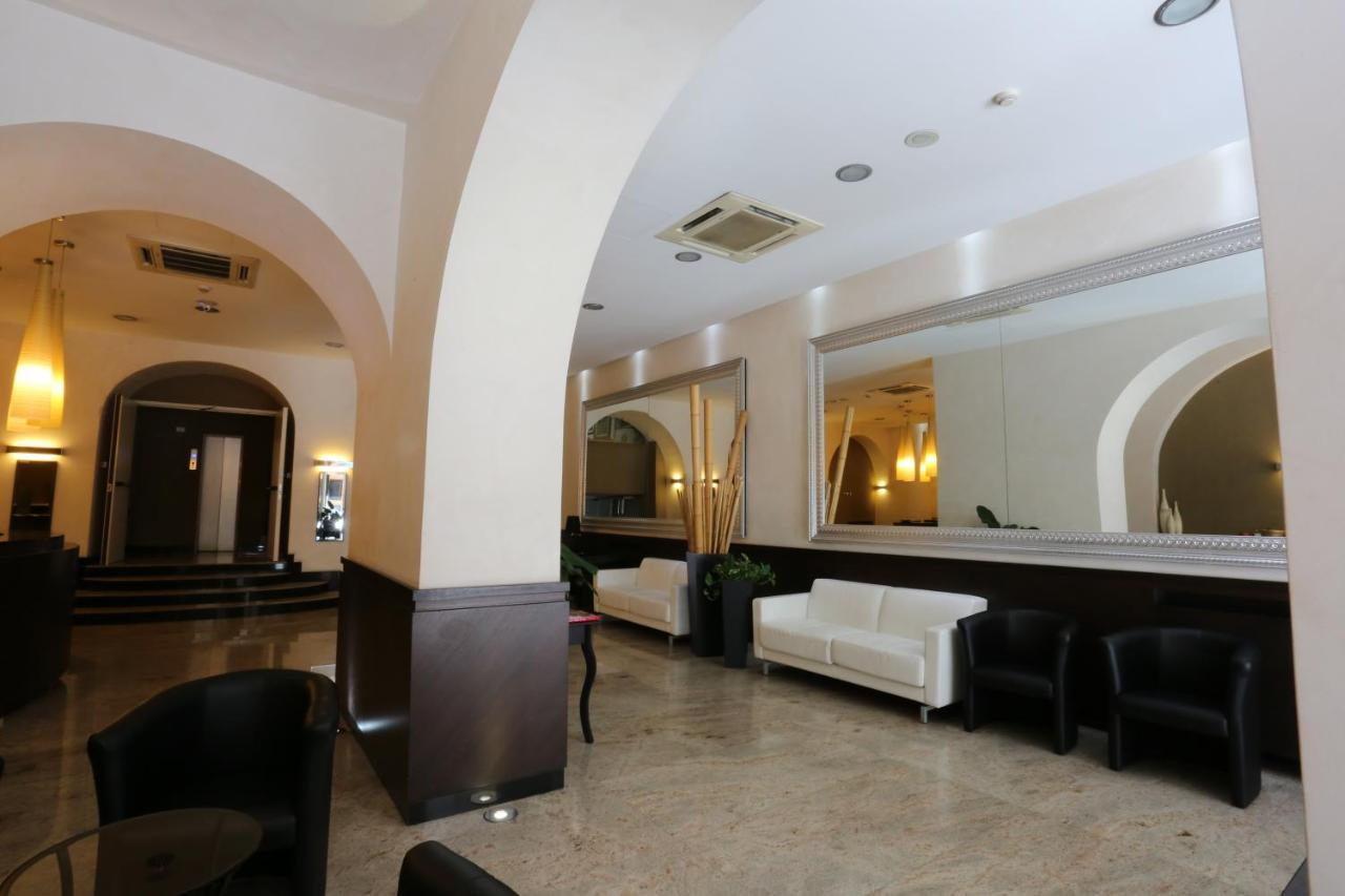 Hotel Europa Φότζια Εξωτερικό φωτογραφία