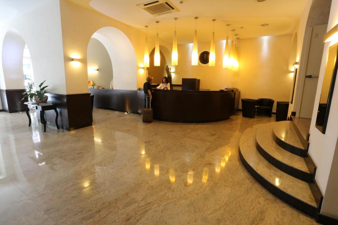 Hotel Europa Φότζια Εξωτερικό φωτογραφία