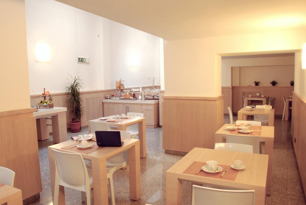 Hotel Europa Φότζια Εξωτερικό φωτογραφία